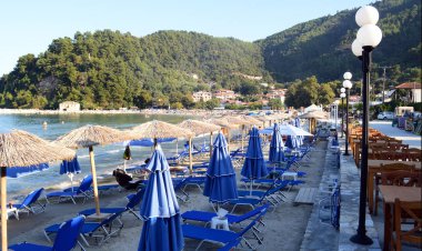 Taşöz, Yunanistan - 13 Eylül 2015: (Golden beach bilinen) Psili Ammos plajında Thassos Island, Yunanistan. 