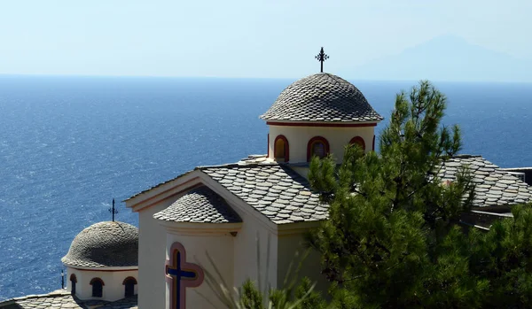 Монастырь Архангела Михаила на острове Тассос, Греция — стоковое фото