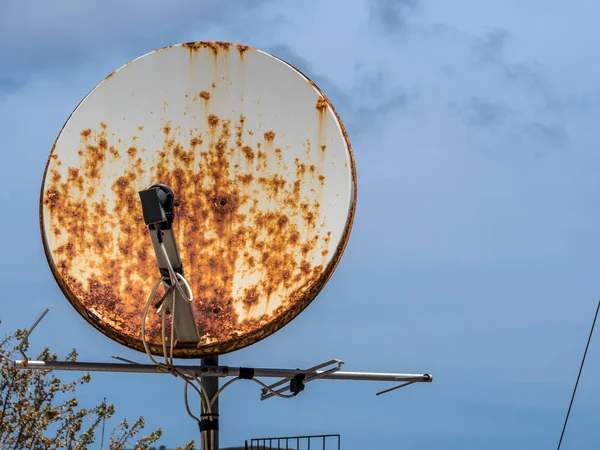 Antena para recepção de tv — Fotografia de Stock