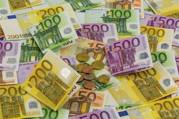 Багато різних євро рахунків — стокове фото