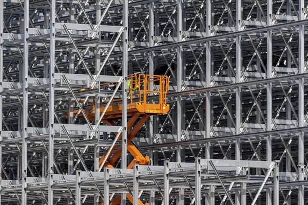 ラック倉庫の建設 — ストック写真