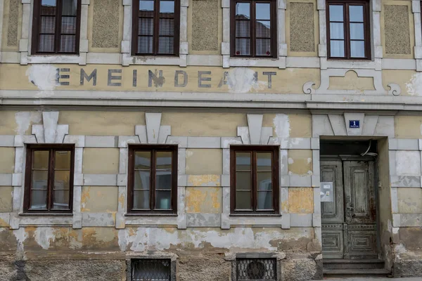 Hausfassade Gemeindeamt — Stockfoto