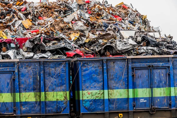 Autos wurden verschrottet — Stockfoto