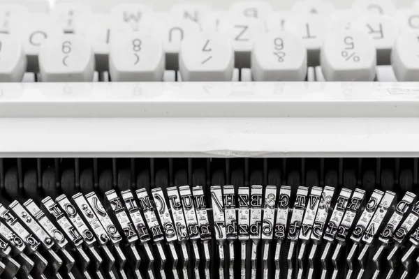 Cartas de una máquina de escribir — Foto de Stock