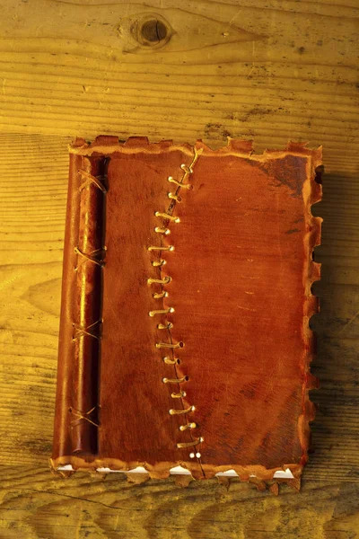 Old diary with leather binding — Stock Photo, Image