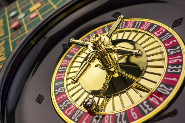 Roulette in het casino gokken — Stockfoto