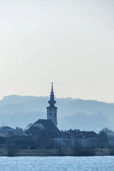 Austria, austria inferior, iglesia del pueblo — Foto de Stock