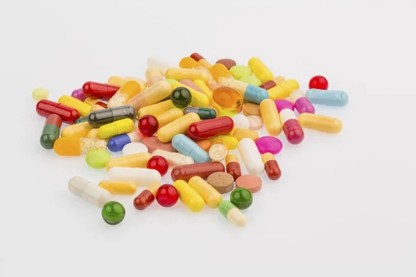 Viele bunte Tabletten — Stockfoto