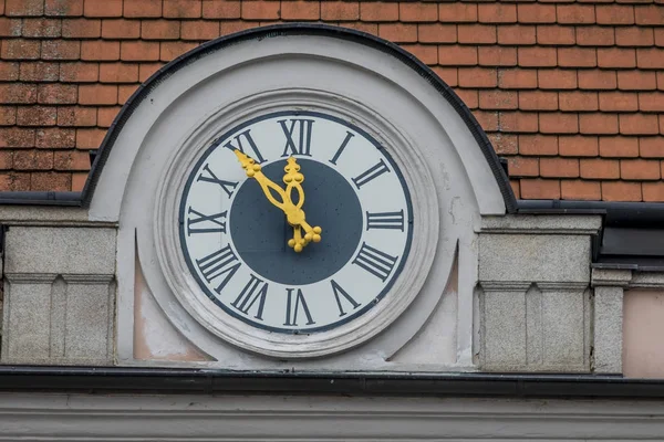 Reloj en el ayuntamiento — Foto de Stock