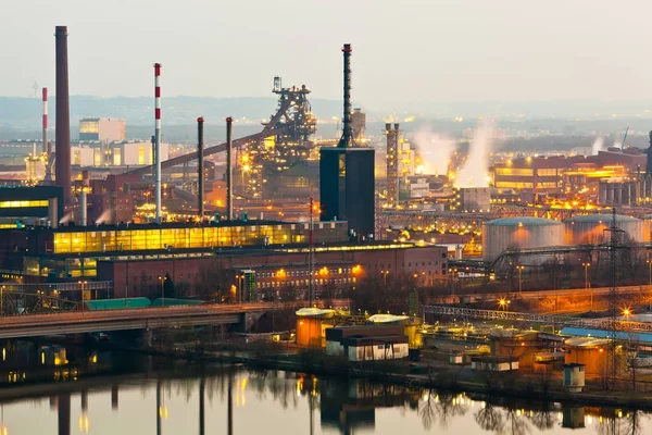 Industrial terrain at night — Stock Photo, Image