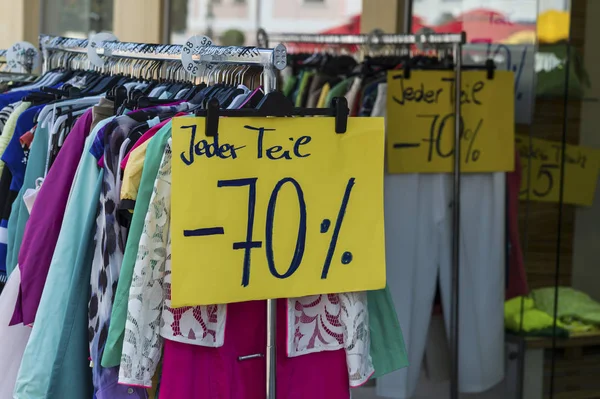 Ventas en la industria textil —  Fotos de Stock