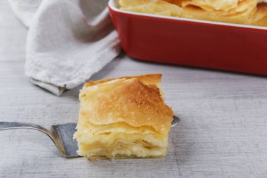 peynir ve hamur işi pasta phyllo burek