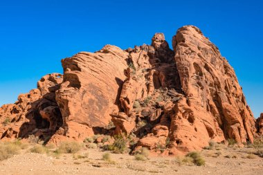 Nevada, ABD 'deki Fire State Park Vadisi' nde eşsiz kırmızı kumtaşı oluşumları.