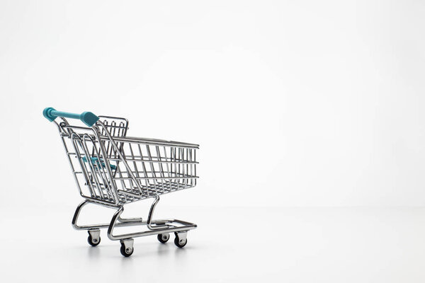 Малый торговый трамвай
