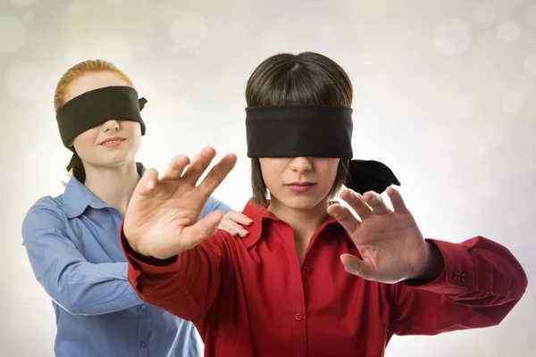 Blind leder en blind — Stockfoto