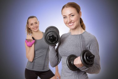 birlikte çalışan kadın