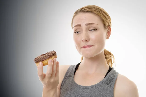 Comendo donut yum — Fotografia de Stock