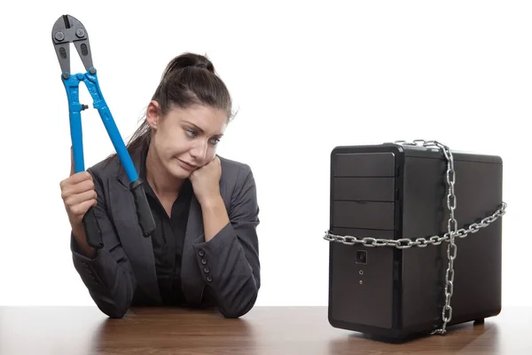 Computer Bloccato Donna Affari Con Tenere Taglienti Bullone Cercando Capire — Foto Stock