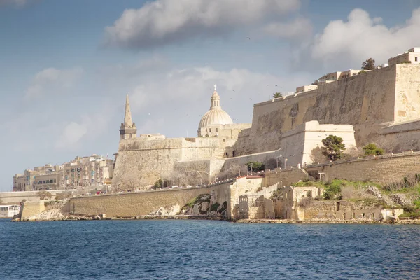 Hoofdstad Malta Met Grote Muur Die Stad Omringt — Stockfoto