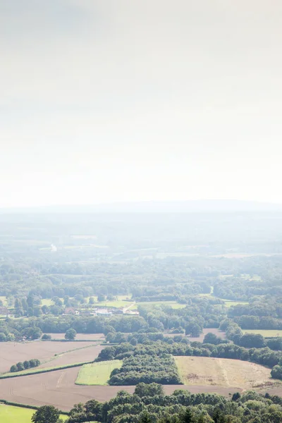 Tepe Manzarası Surrey Kırsalına Bakıyor — Stok fotoğraf