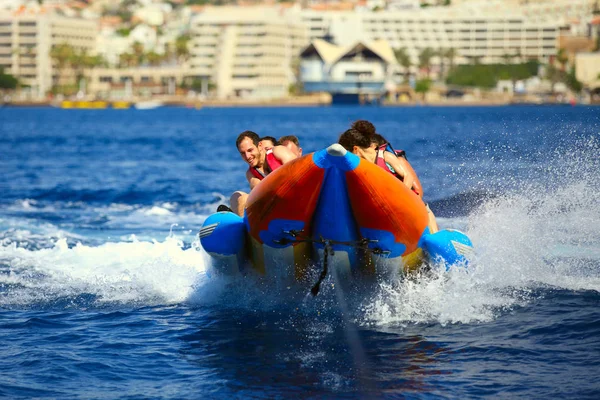 Zee attractie. Strand-watersport — Stockfoto