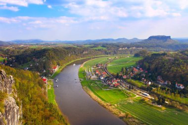 panoramik için Sakson İsviçre üzerinden bastei