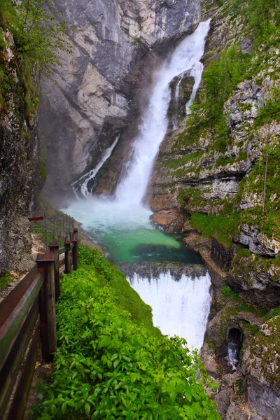 Savica cachoeira, Bohinj, Eslovénia — Fotografia de Stock