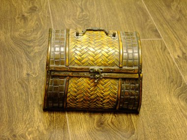 Küçük hazine sandığı