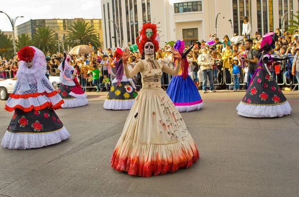 Dag van de dode parade in Mexico-stad. — Stockfoto