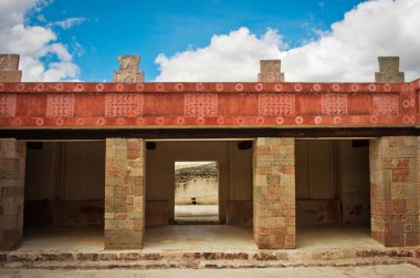 Veranda Teotihuacan sütunlar