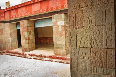 Veranda Teotihuacan sütunlar