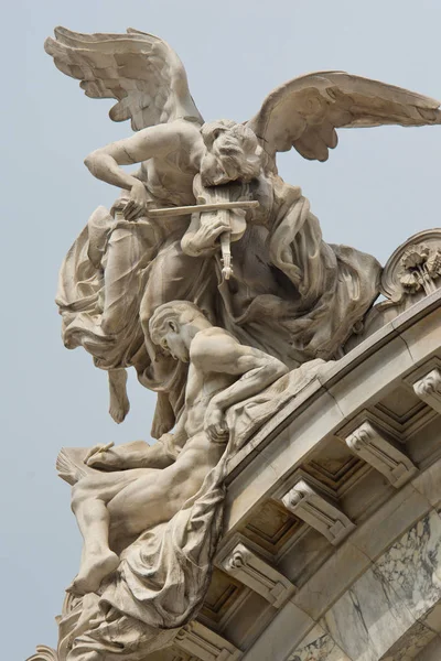 Skulpturen auf bellas artes — Stockfoto