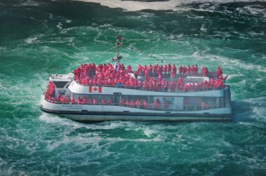 Tekne Hornblower şelale turist ile.