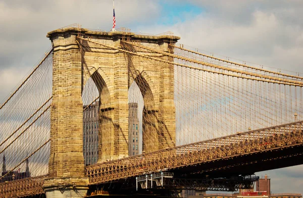 Puente de Brooklyn en Nueva York — Foto de Stock