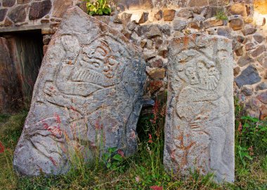 Dansçılar ve Monte Alban kalıntıları