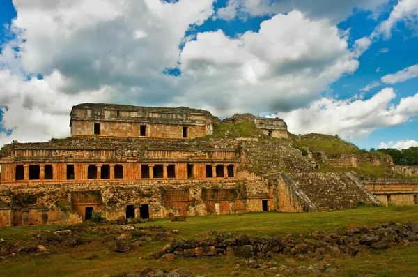 Sitio arqueológico de Sayil Maya —  Fotos de Stock