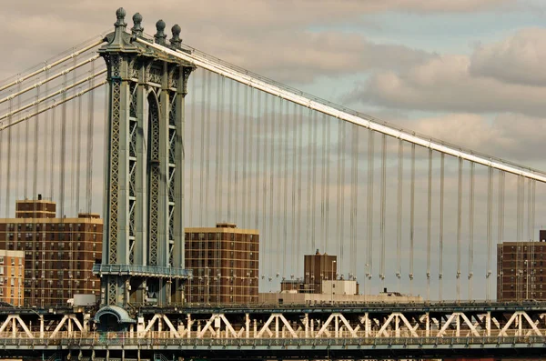 Manhattan Bridge in New York — Stockfoto