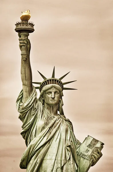 Estatua de la libertad en Nueva York — Foto de Stock