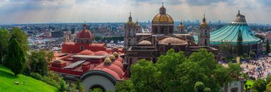 Panoramik Basilica square 