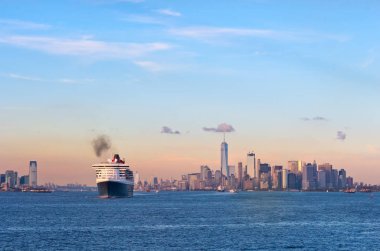 Queen Mary 2 kruvaziyer gemi