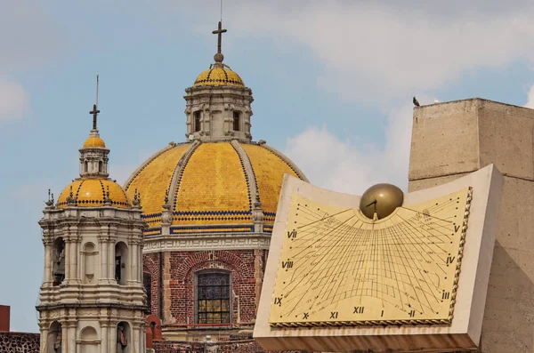 Basilika unserer Lieben Frau von Guadalupe — Stockfoto