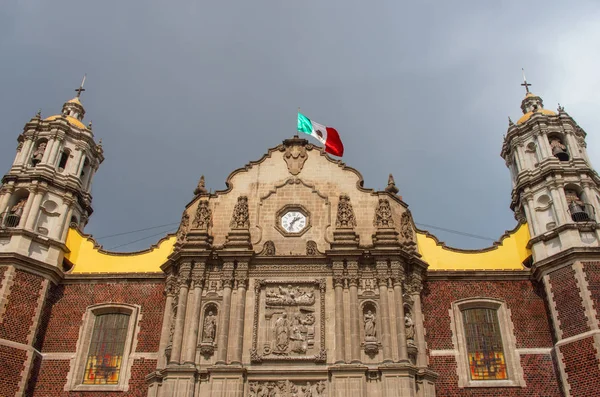 Basílica de Nuestra Señora de Guadalupe — Foto de Stock