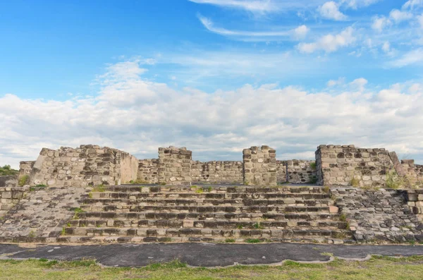 Sitio arqueológico de Xochicalco en México — Foto de Stock
