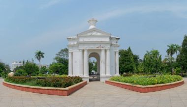 Aayi Mandapam (Park anıt) 