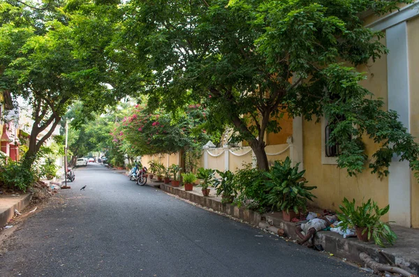 Sokakta Pondicherry, India. — Stok fotoğraf