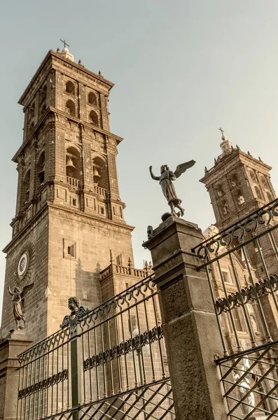 Catedral de Puebla por la noche — Foto de Stock