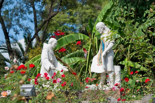 Statues in Tepeyac Garden, La Villa de Guadalupe — 图库照片