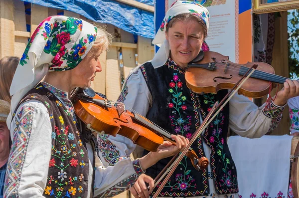 Internationales boycos festival in turka, ukraine. — Stockfoto