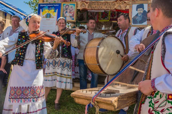 Internationella boycos festival i Turka, Ukraina. — Stockfoto