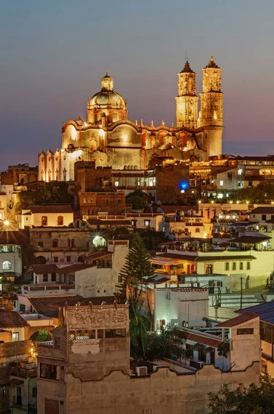 Nachtsicht taxco Stadt — Stockfoto